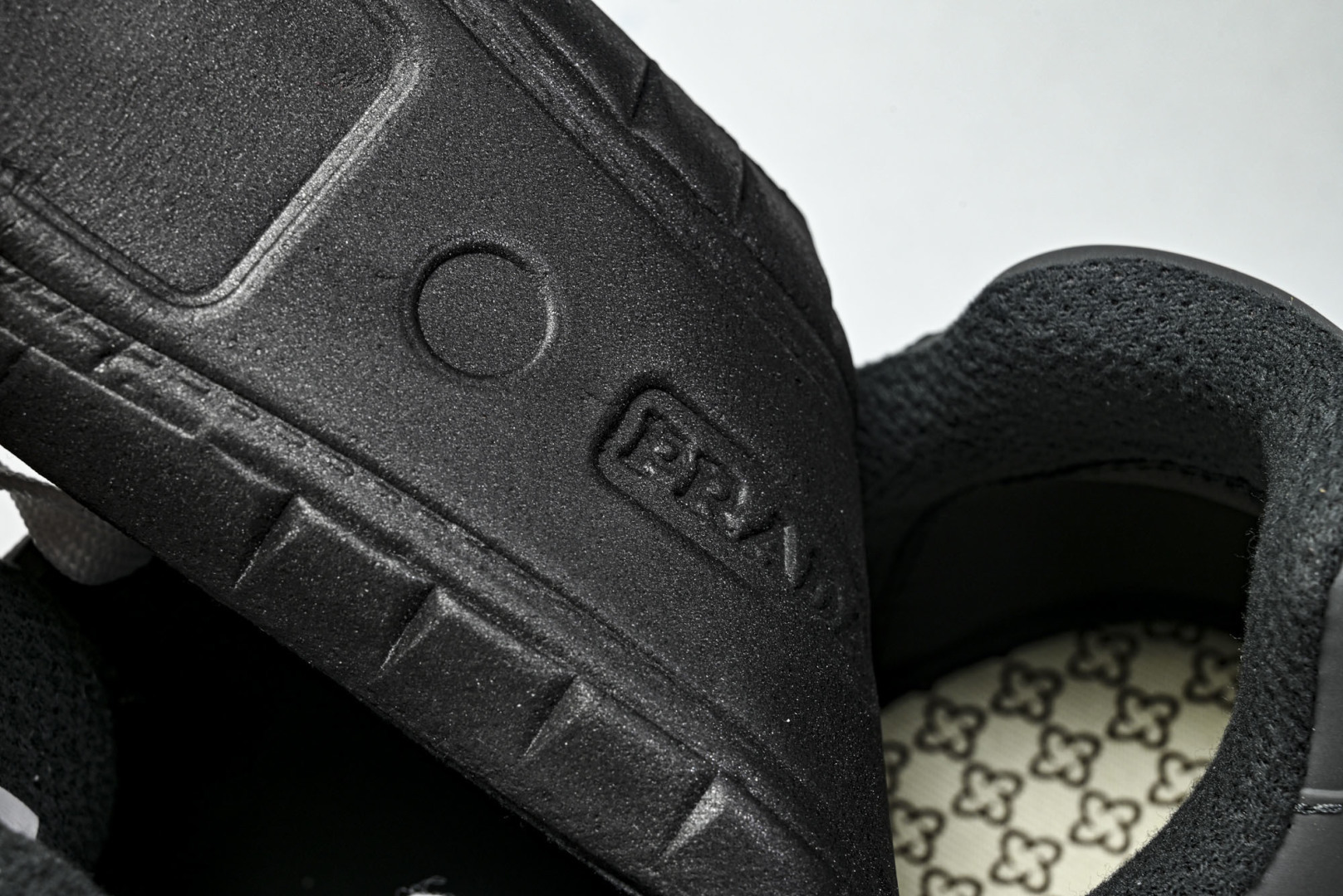 Prada 尺码35-46纯原版出品-Prada普拉达男女士America's Cup 运动鞋（2.5厘