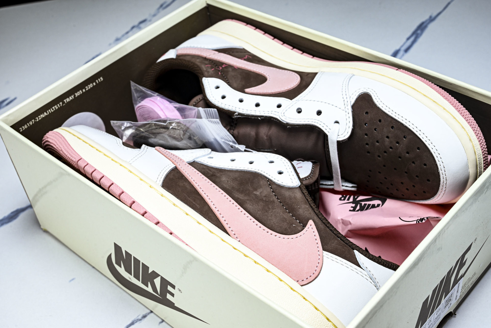 AJ Low低帮 尺码36-48.5纯原版出品-Travis Scott x Air Jordan 1 