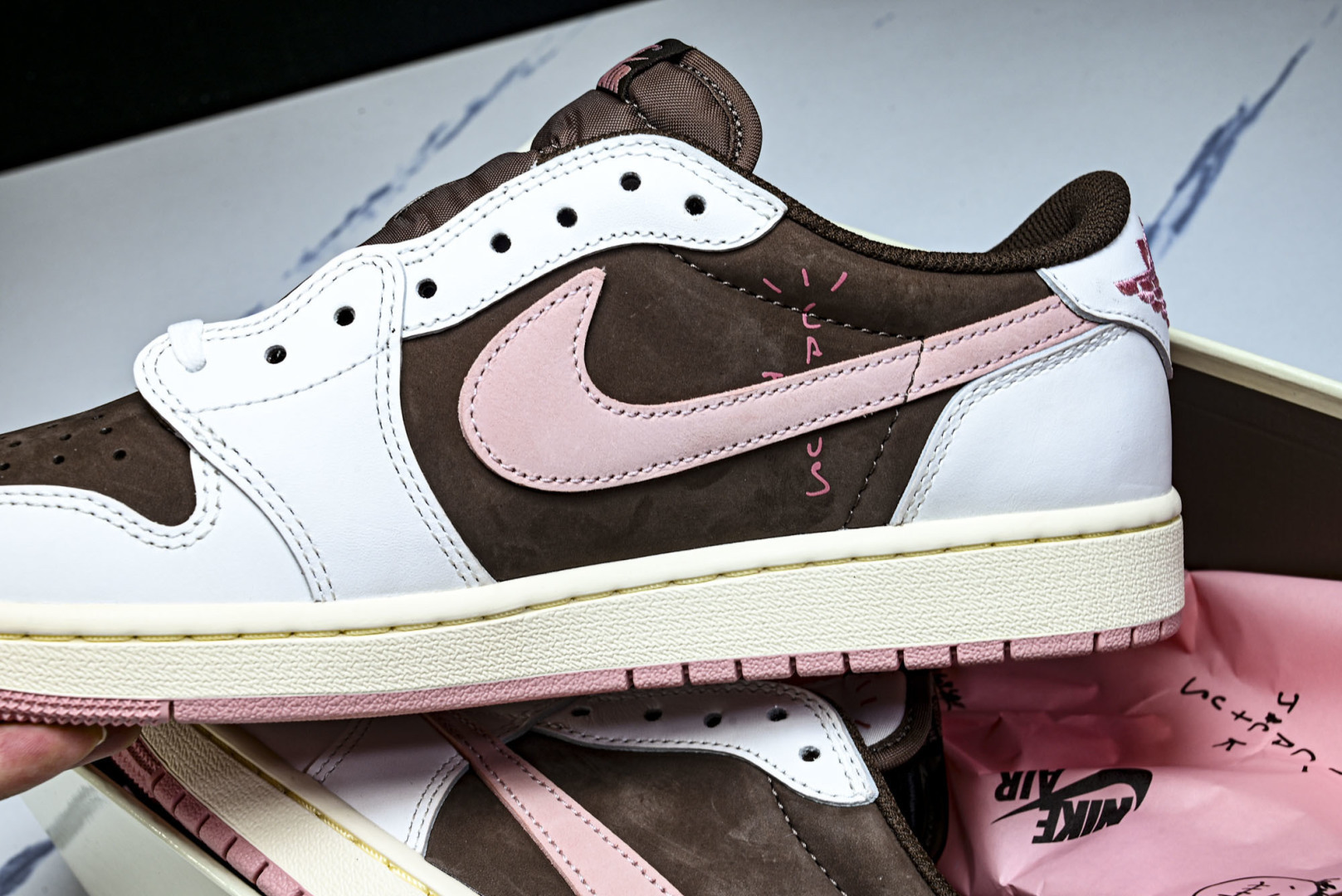 AJ Low低帮 尺码36-48.5纯原版出品-Travis Scott x Air Jordan 1 