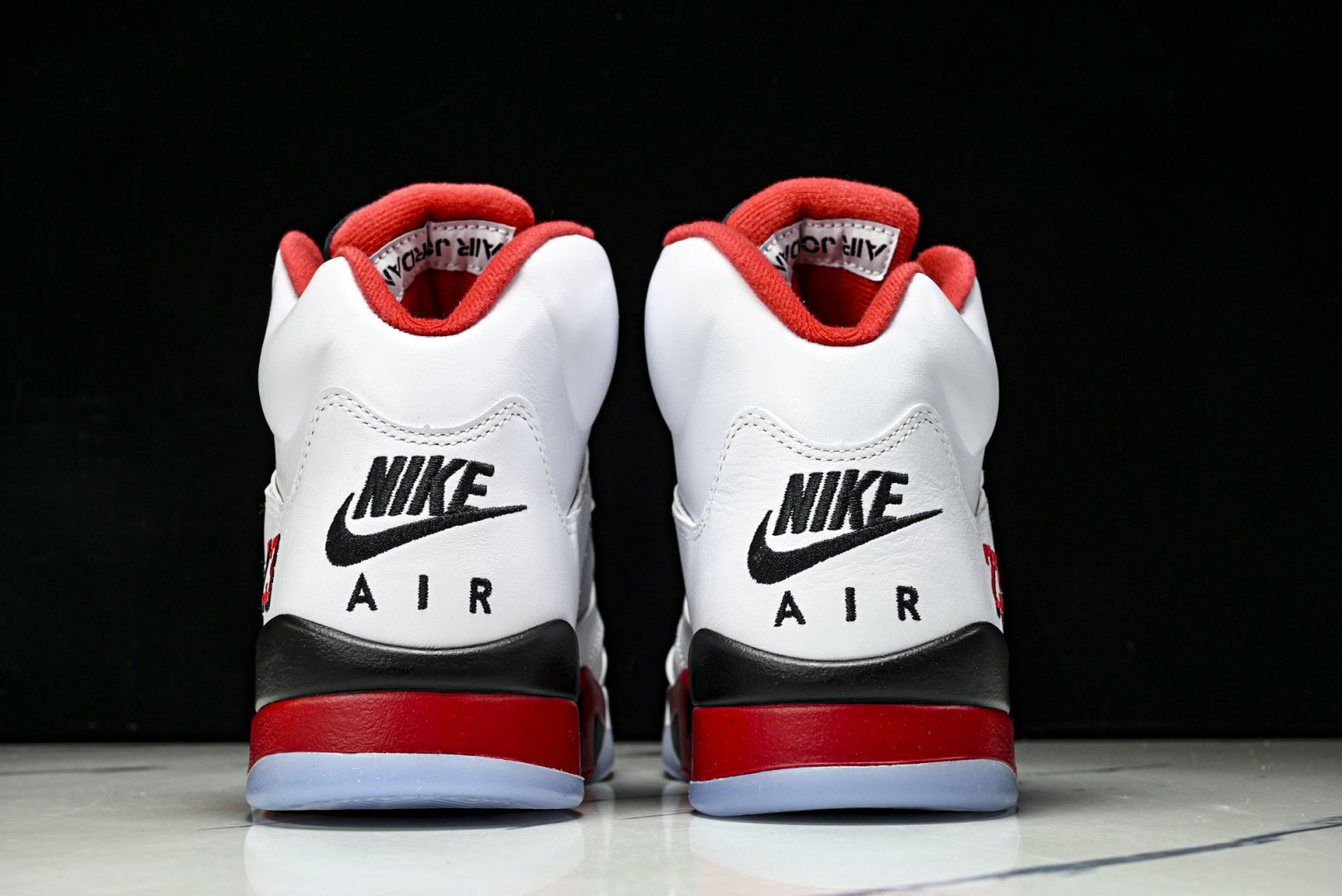 AJ5 尺码40.5-47.5纯原版出品-Air Jordan 5 Retro Fire Red Bla