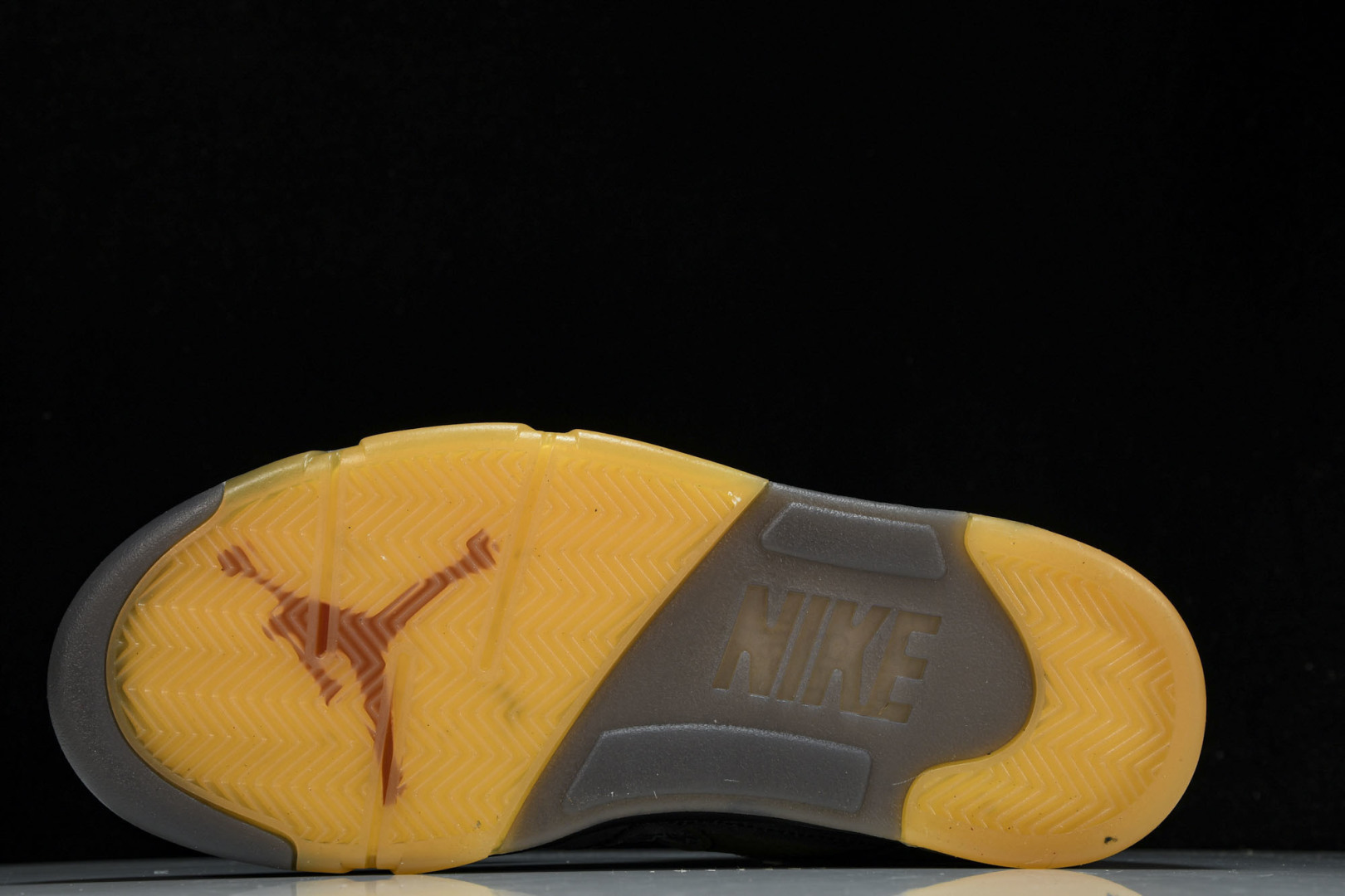 AJ5 尺码40.5-47.5纯原版出品-OFF-WHITE x Air Jordan AJ5 Retr