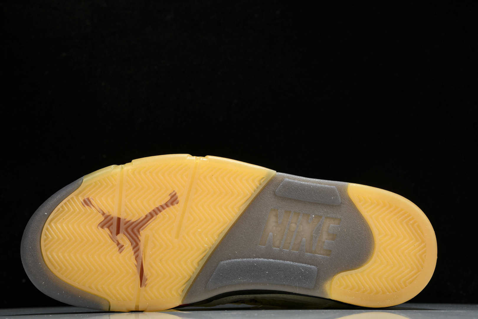 AJ5 尺码40.5-47.5纯原版出品-OFF-WHITE x Air Jordan AJ5 Retr