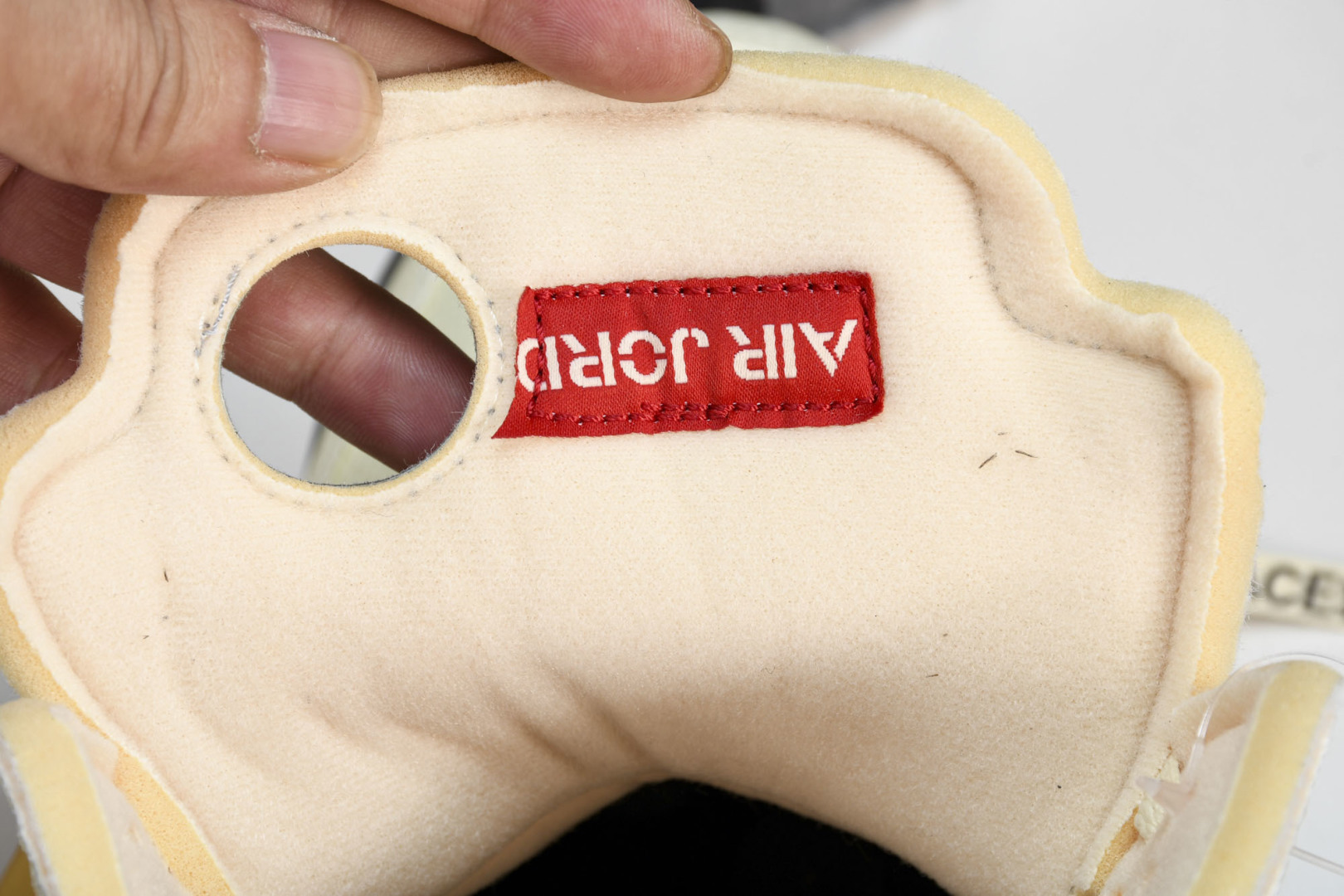 AJ5 尺码40.5-47.5纯原版出品-OFF-WHITE x Air Jordan AJ5 Retr