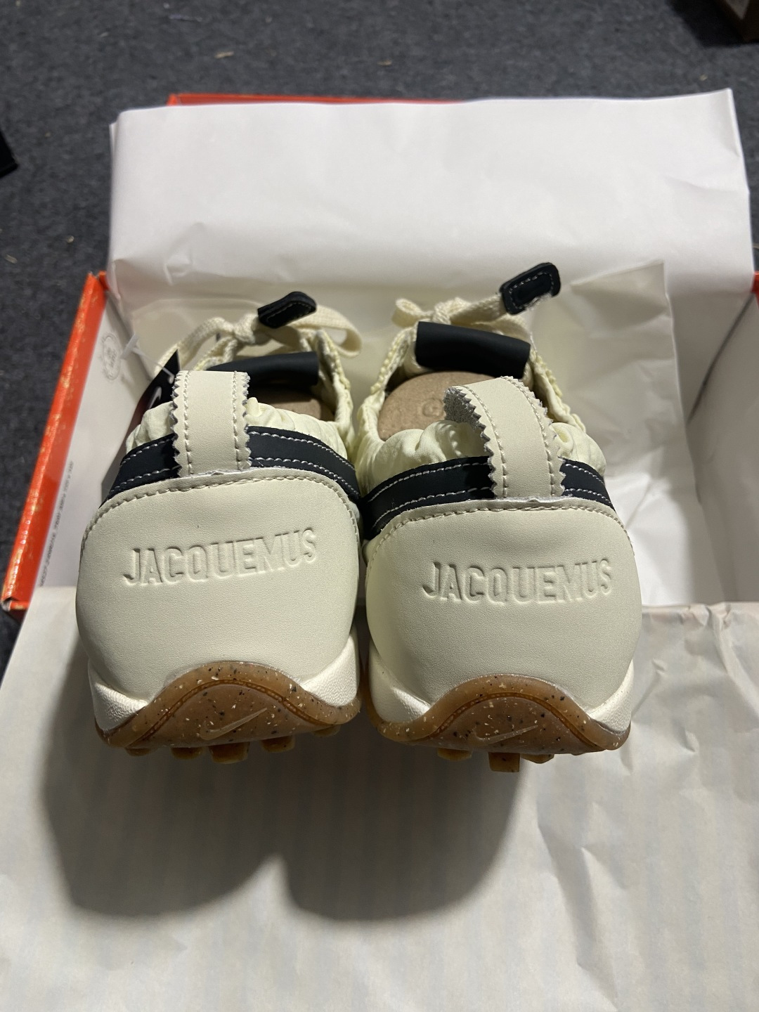 💰NK Moon Shoe x Jacquemus 联名尼龙复古柔软舒适薄底休闲鞋欧美‍走秀‍‍款英伦复