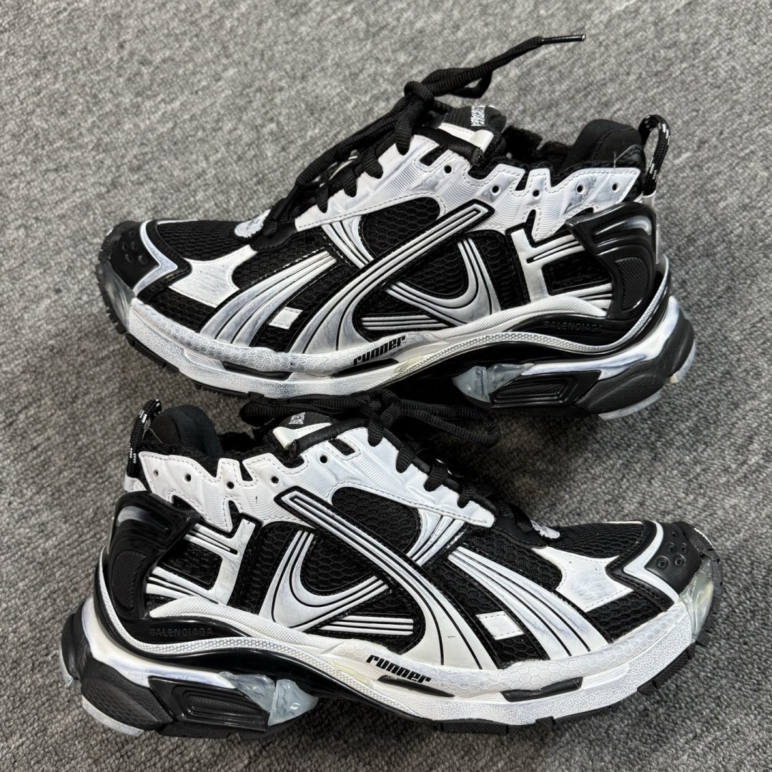 特价福利 市场顶级 巴黎世家7.5代尺码35-46 偏大一个尺码