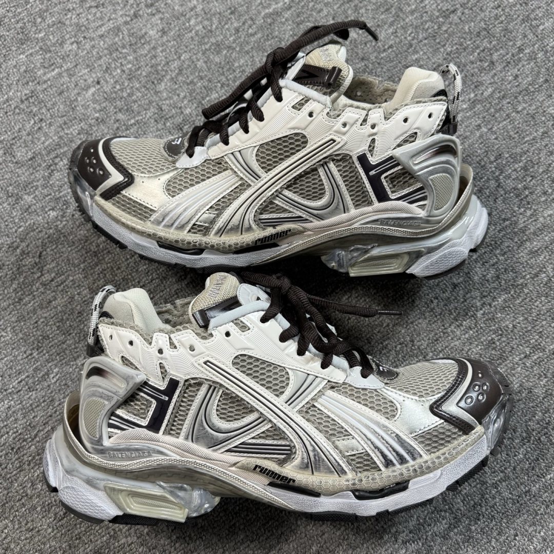 特价福利 市场顶级 巴黎世家7.5代尺码35-46 偏大一个尺码