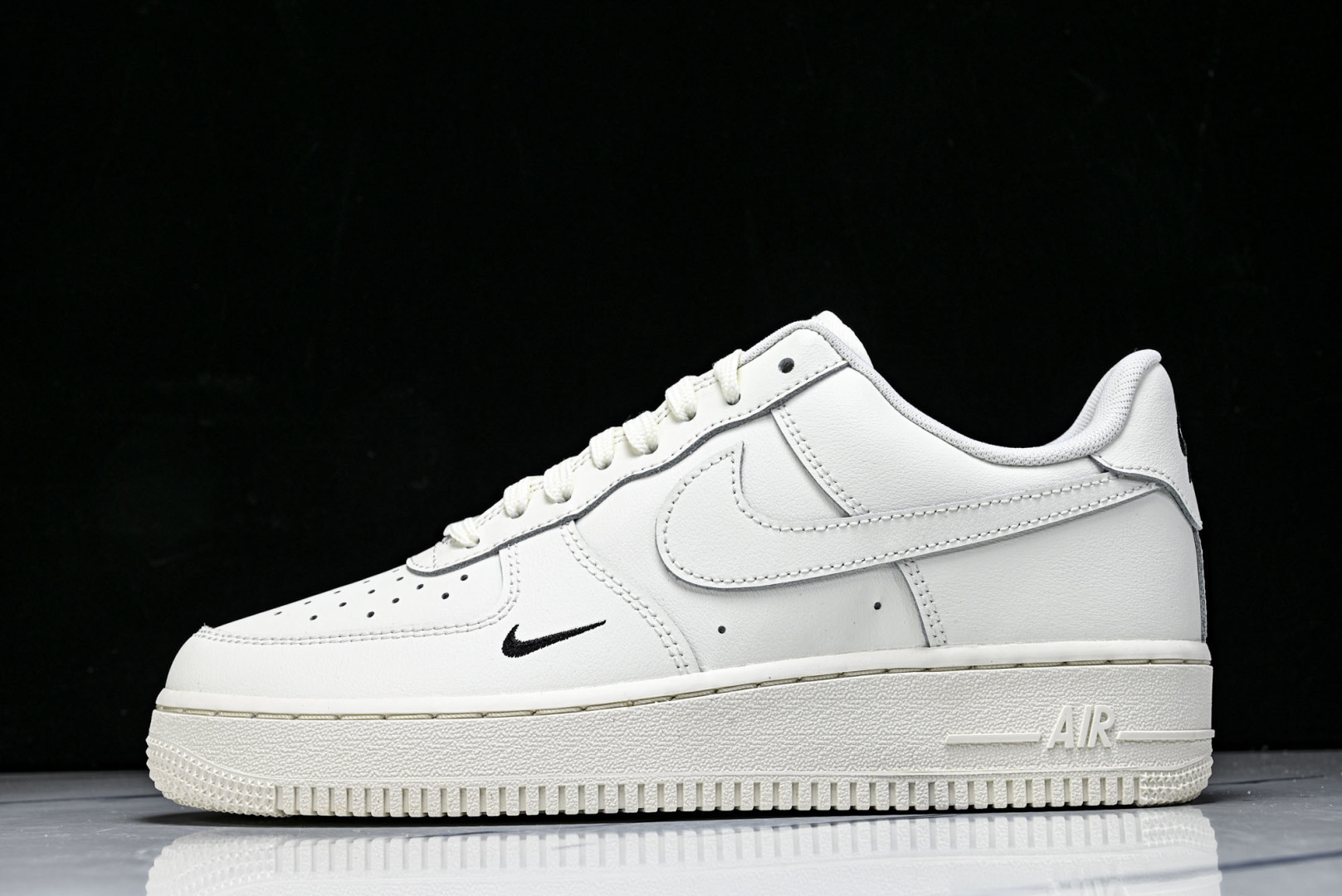 AF1低帮 尺36-46纯原版出品-Nike Air Force 1'07 ESS 空军一号低帮休闲板鞋