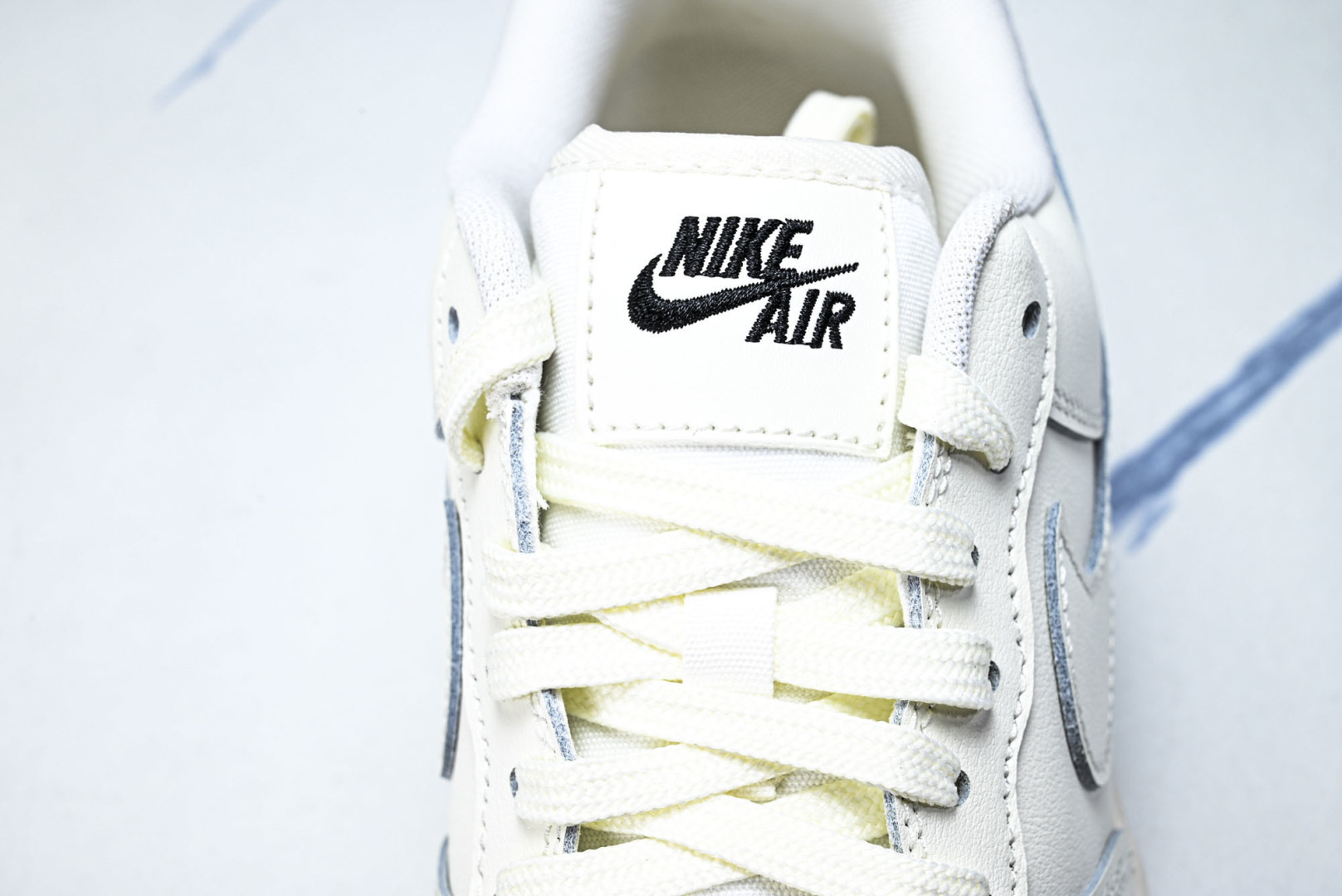 AF1低帮 尺36-46纯原版出品-Nike Air Force 1'07 ESS 空军一号低帮休闲板鞋