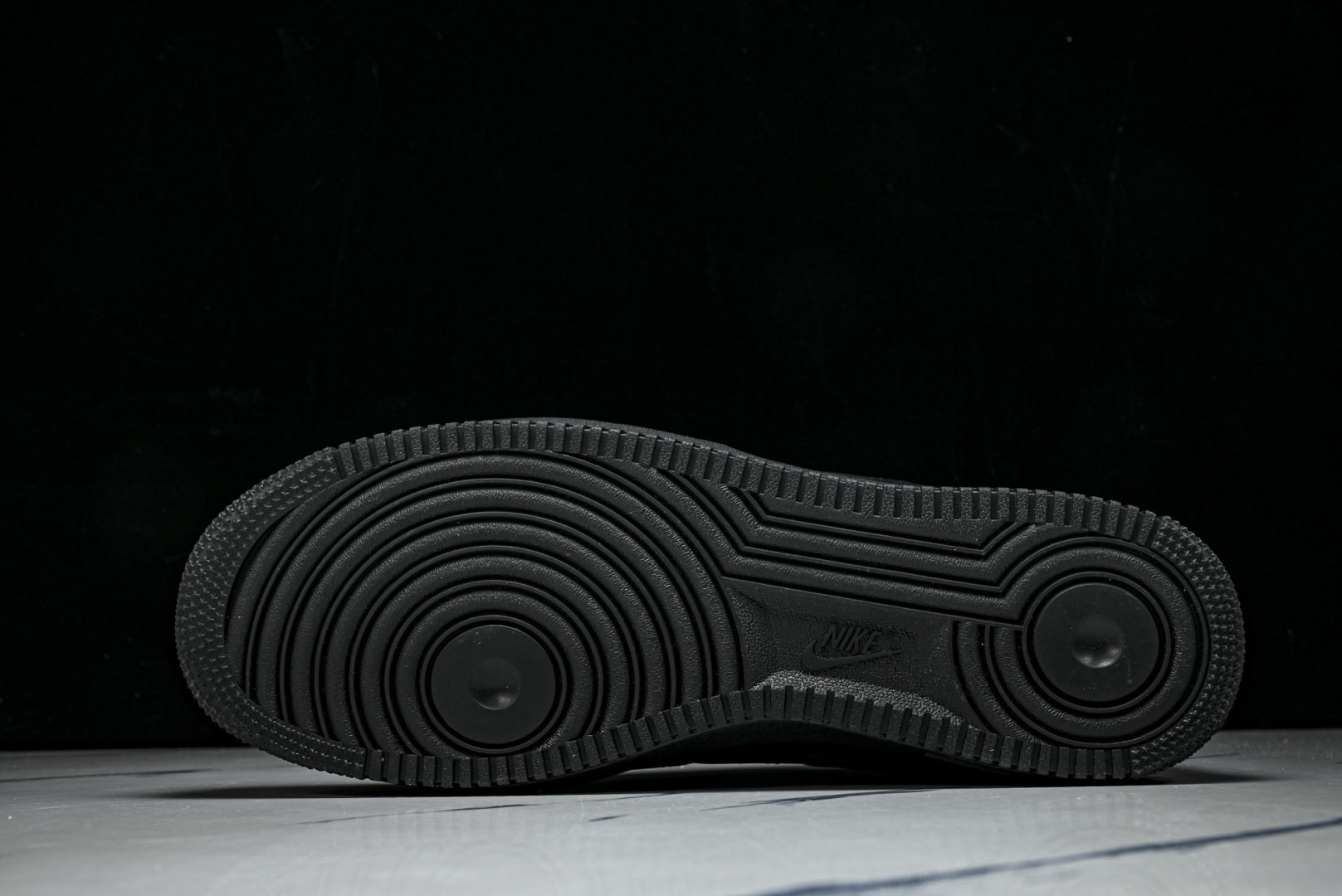 AF1低帮 尺36-46纯原版出品-Nike Air Force 1'07 ESS 空军一号低帮休闲板鞋