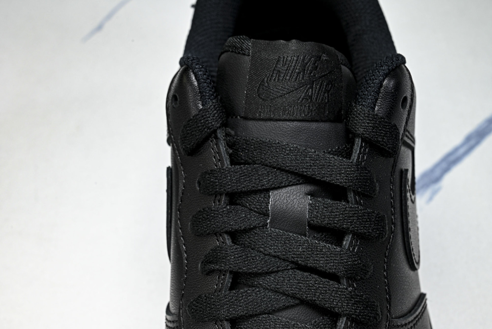 AF1低帮 尺36-46纯原版出品-Nike Air Force 1'07 ESS 空军一号低帮休闲板鞋