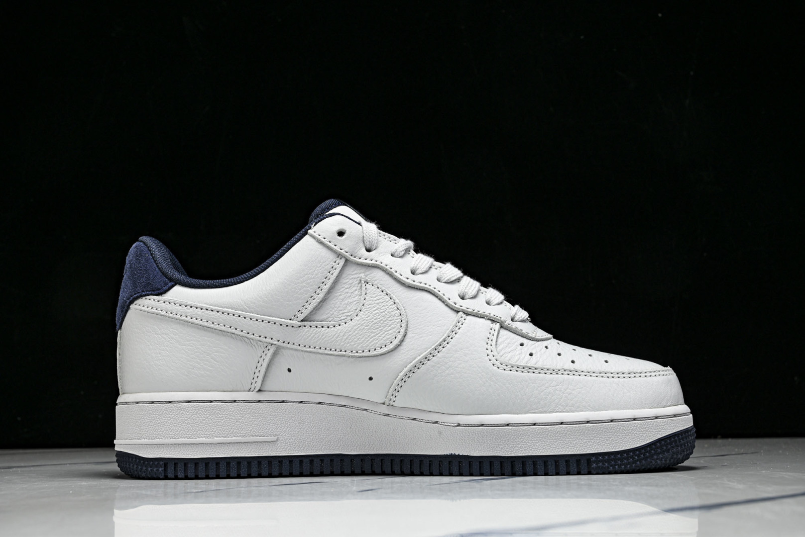 AF1低帮 尺36-46纯原版出品-Nike Air Force 1'07 ESS 空军一号低帮休闲板鞋