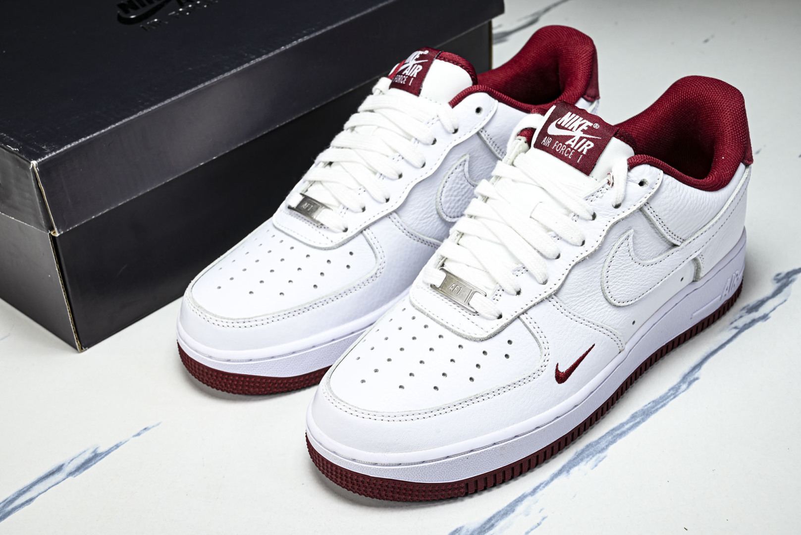 AF1低帮 尺36-46纯原版出品-Nike Air Force 1'07 ESS 空军一号低帮休闲板鞋