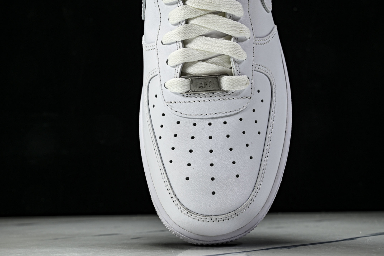 AF1低帮 尺36-46纯原版出品-Nike Air Force 1'07 ESS 空军一号低帮休闲板鞋