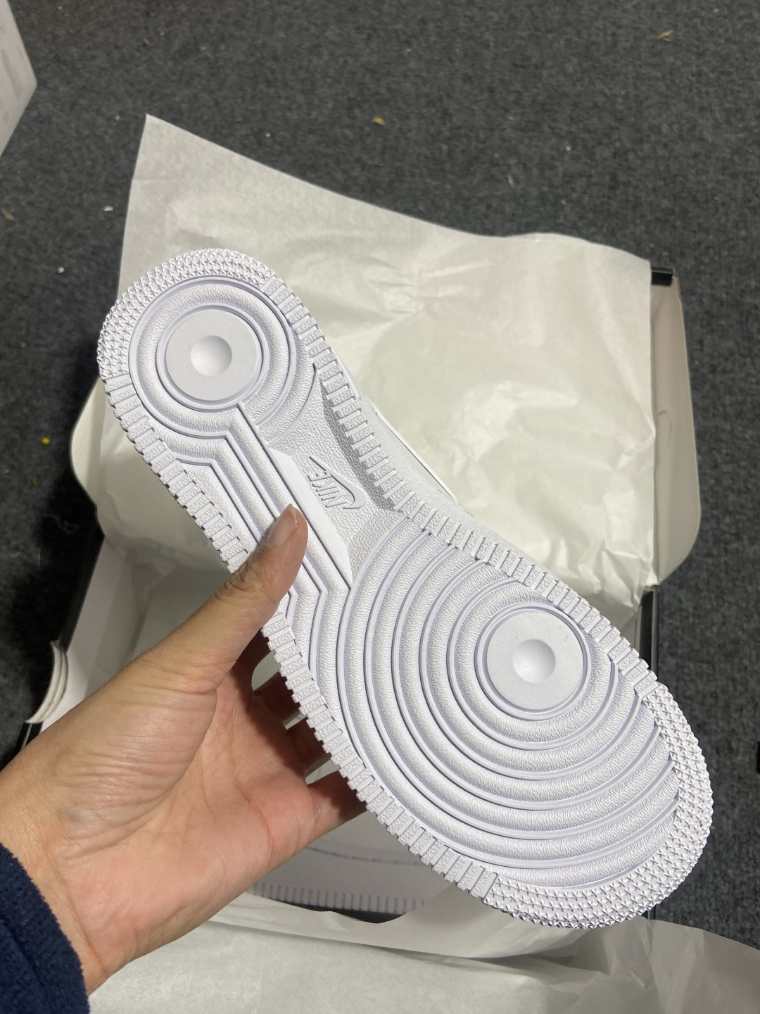 Supreme白红 尺码:35.5-47.5纯原出品- Supreme X NK AIR Force 1