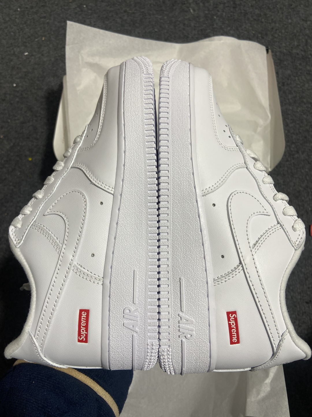 Supreme白红 尺码:35.5-47.5纯原出品- Supreme X NK AIR Force 1