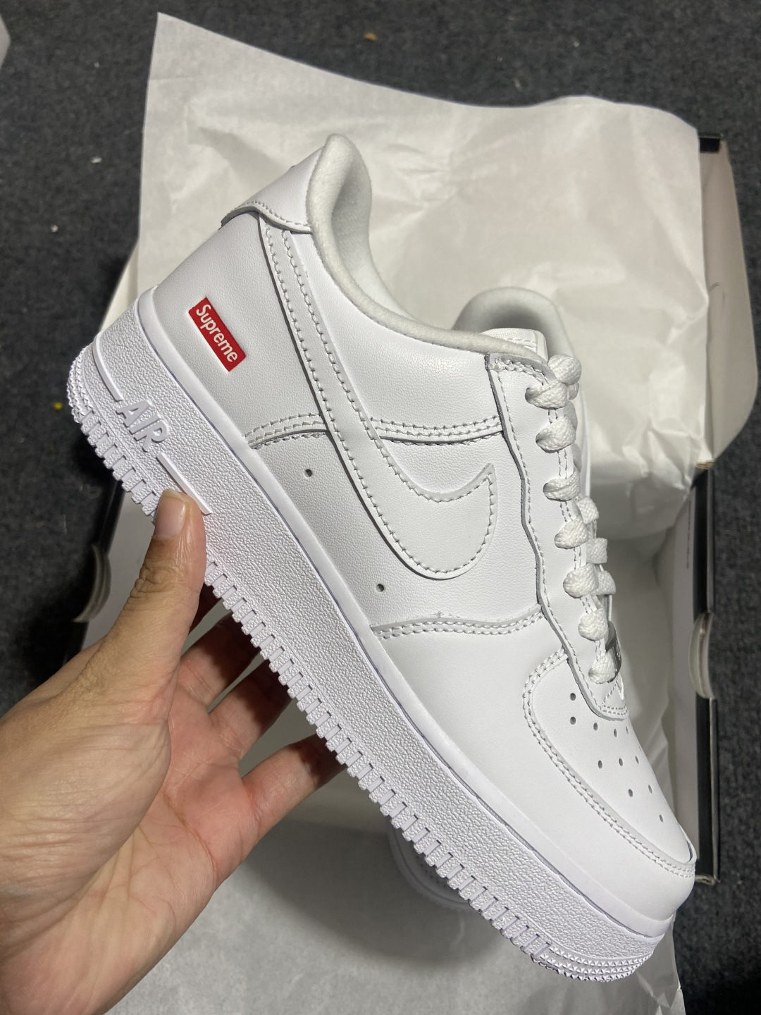Supreme白红 尺码:35.5-47.5纯原出品- Supreme X NK AIR Force 1
