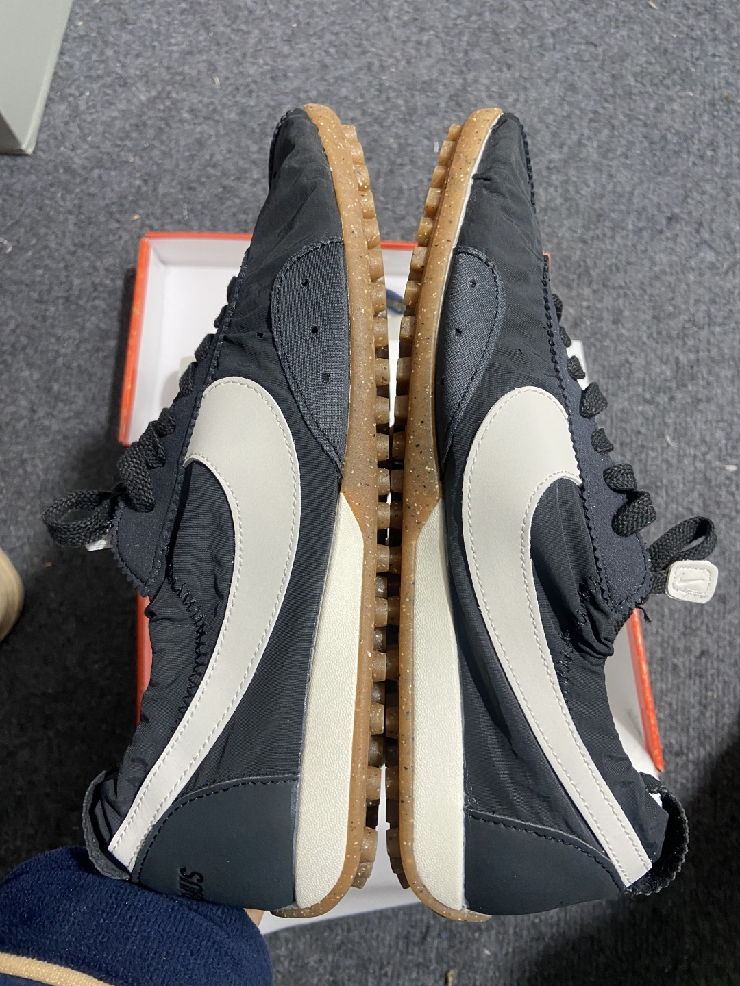 NK Moon Shoe x Jacquemus 联名尼龙复古柔软舒适薄底休闲鞋欧美‍走秀‍‍款英伦复古