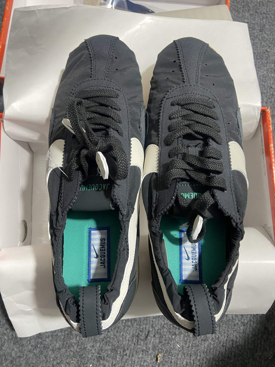 NK Moon Shoe x Jacquemus 联名尼龙复古柔软舒适薄底休闲鞋欧美‍走秀‍‍款英伦复古