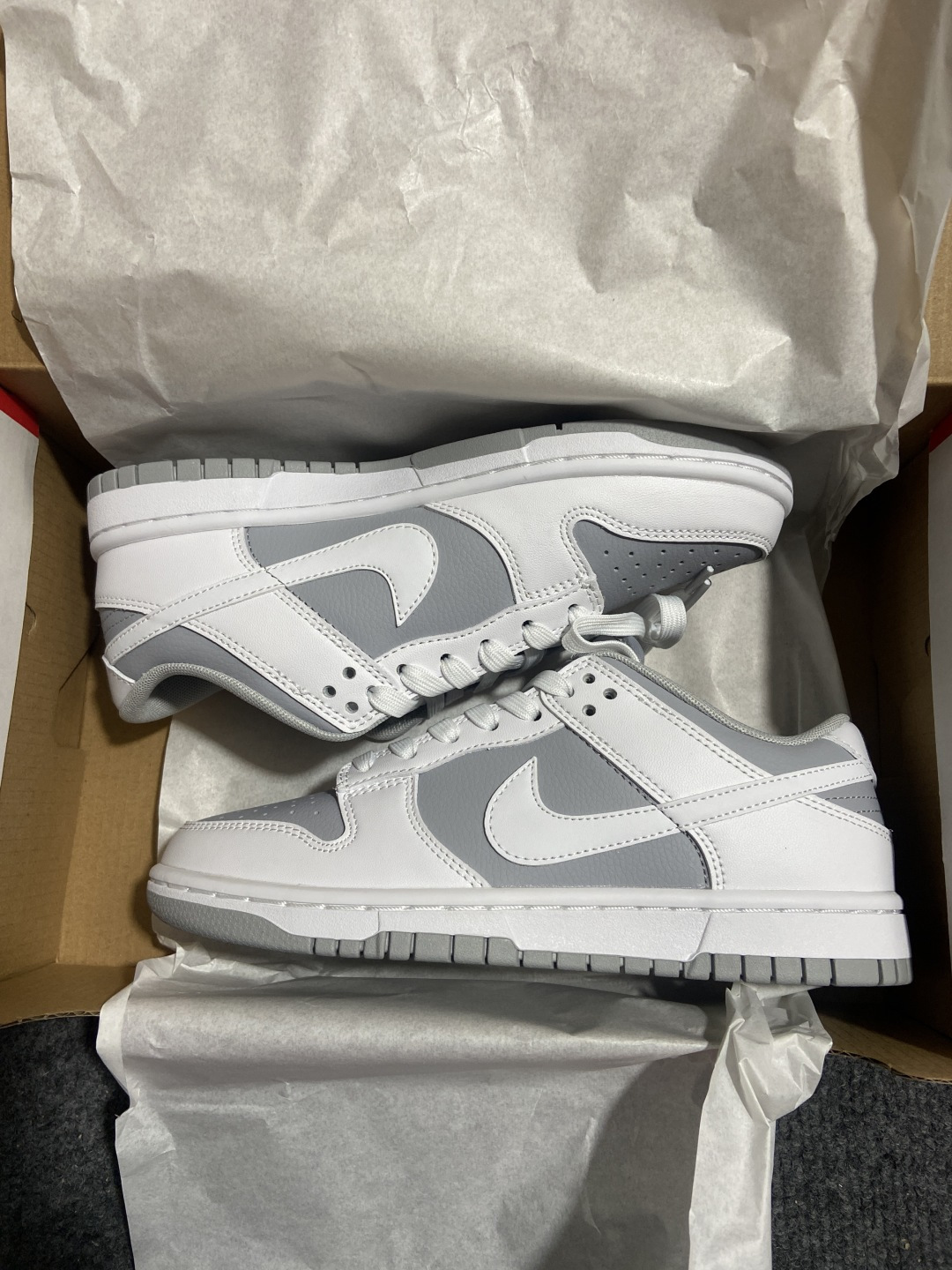 Nike Dunk Low Retro 狼灰白货号：DJ6188 003尺码：36 36.5 37.5 