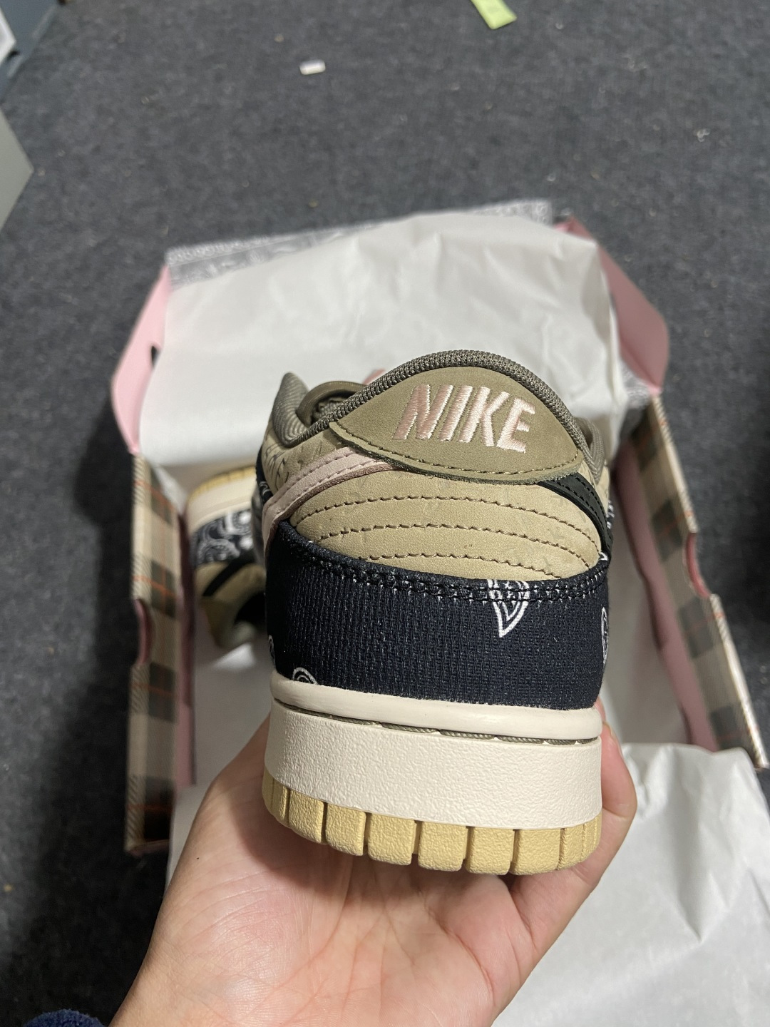Dunk腰果花 尺码：36-47.5纯原版出品-Travis Scott x Nike SB Dunk 