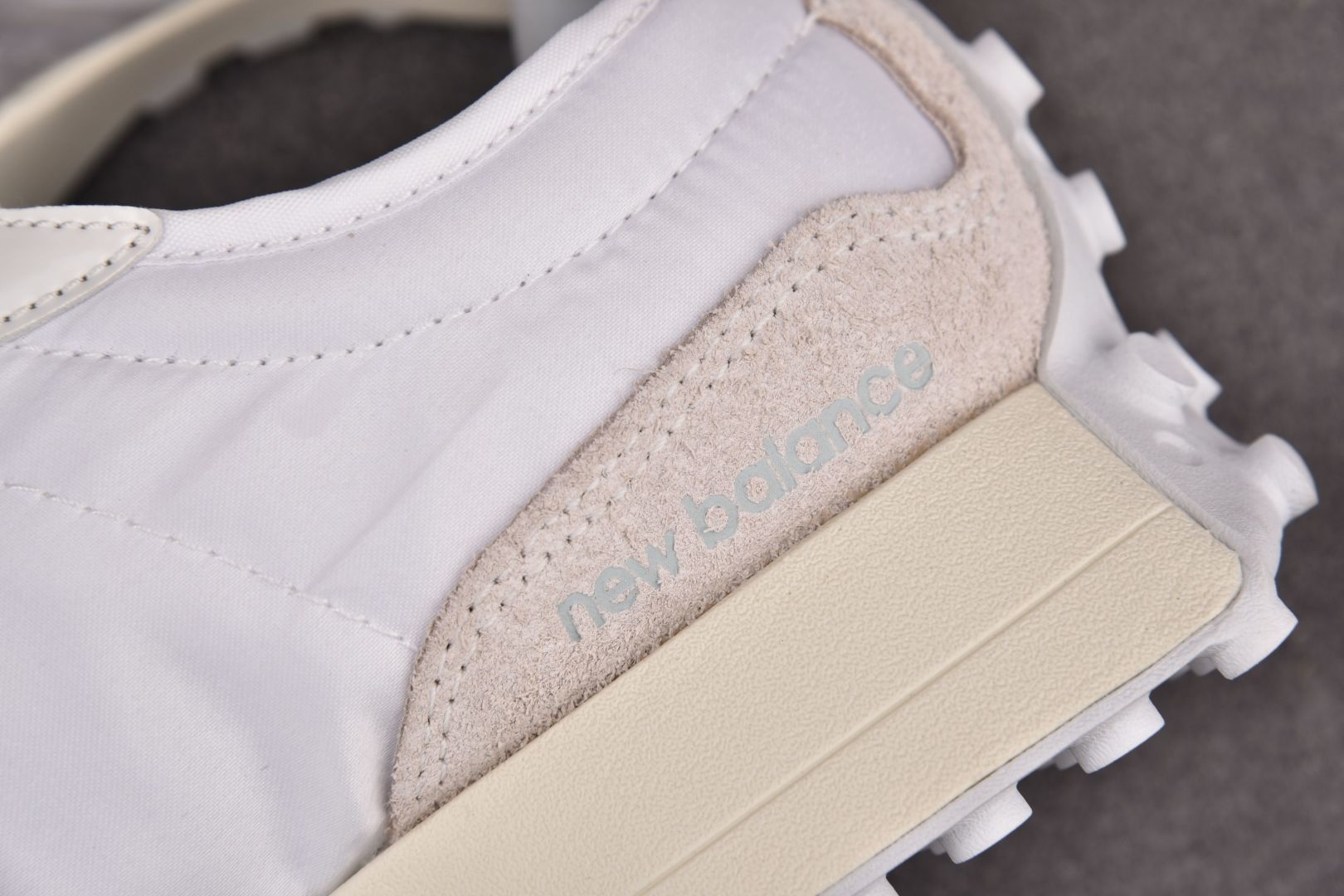 NB327 尺码36-45纯原版出品-New Blance 327 白灰拼接 WS327SFD YZ00