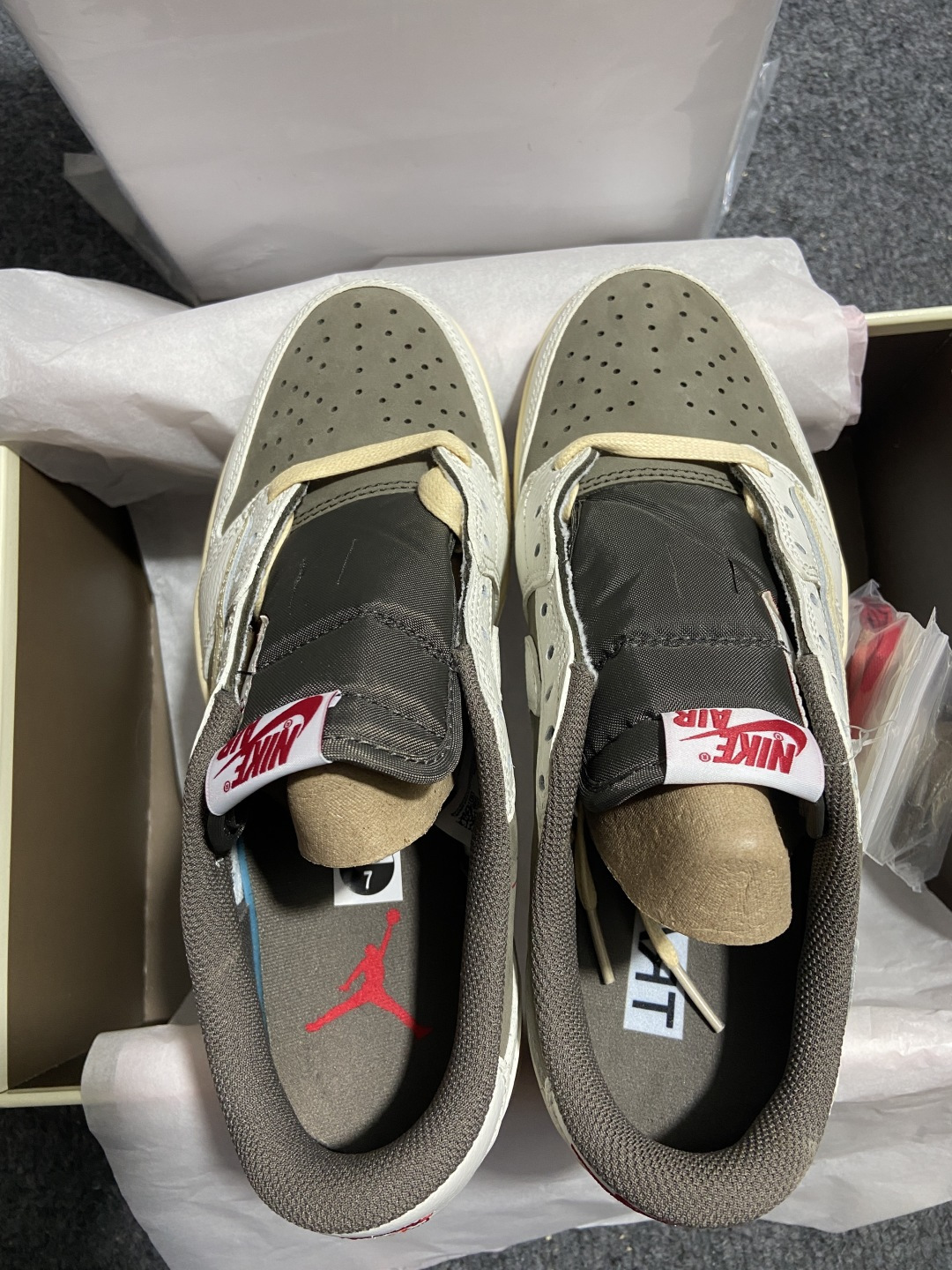 AJ Low 白棕倒钩 尺码:35.5-48.5纯原版出品-Travis Scott x Air Jor