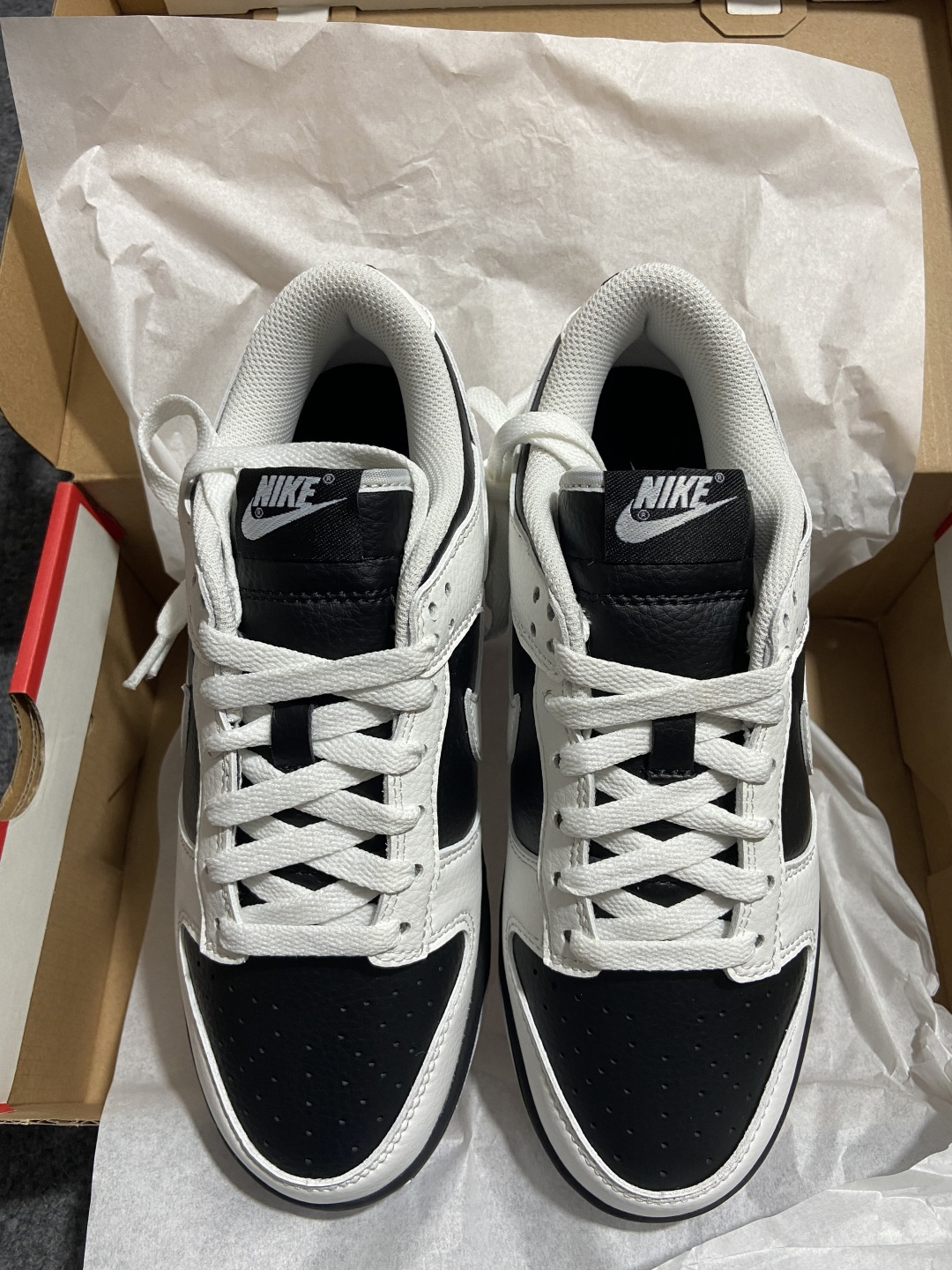 ＃ NK Dunk Low 白黑反转熊猫 FD9064-011 毫无疑问市场中端王者 全码福利开炸 长期