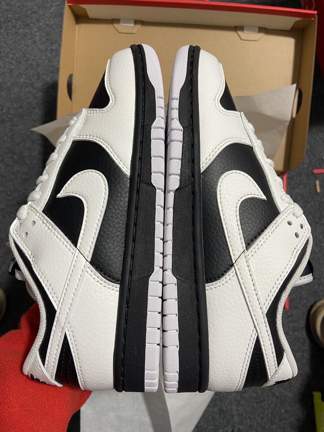 ＃ NK Dunk Low 白黑反转熊猫 FD9064-011 毫无疑问市场中端王者 全码福利开炸 长期