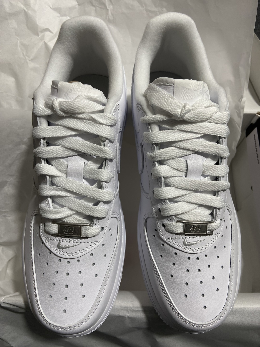 Supreme白红 尺码:35.5-47.5出品- Supreme X NK AIR Force 1 L