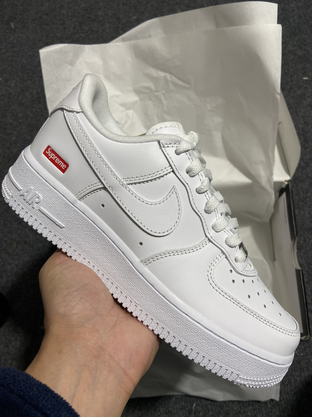 Supreme白红 尺码:35.5-47.5出品- Supreme X NK AIR Force 1 L