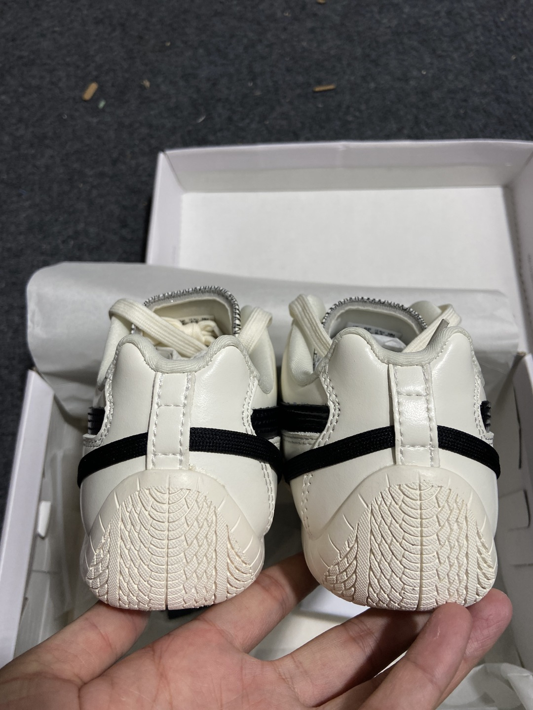 彪马Puma 尺码:35.5-45纯原出品-Rose x Puma Speedcat 白黑-01 YZ0