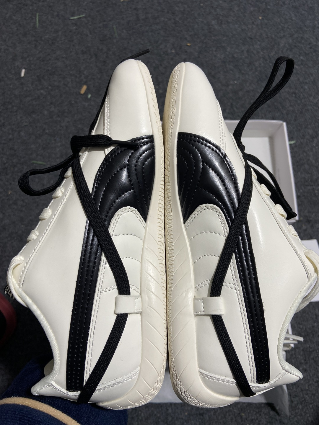 彪马Puma 尺码:35.5-45纯原出品-Rose x Puma Speedcat 白黑-01 YZ0