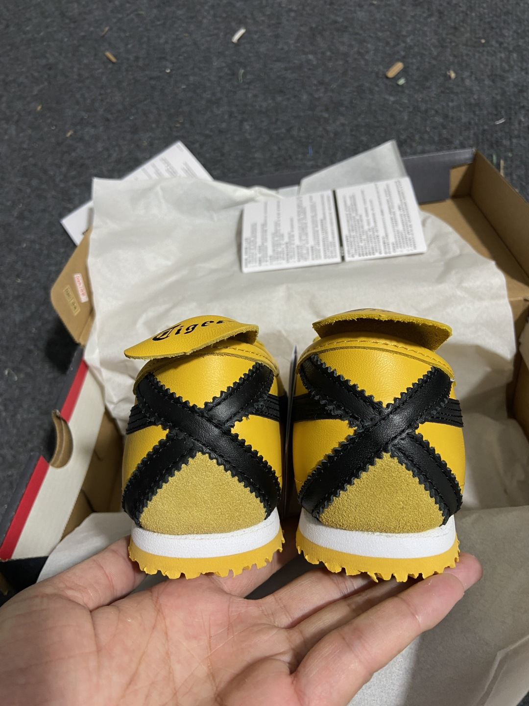 Onitsuka 尺码:36-45纯原版出品-Onitsuka Tiger MEXICO 66 黄黑 1