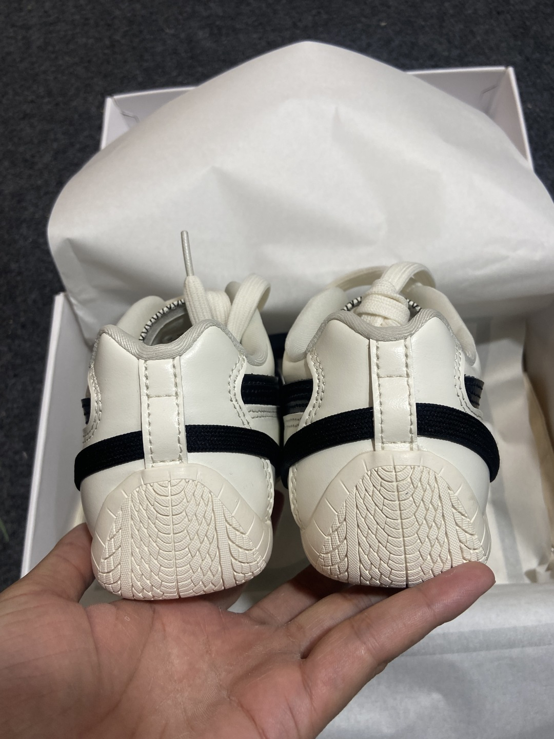 彪马Puma 尺码:35.5-45纯原出品-Rose x Puma Speedcat 白黑-01 YZ0