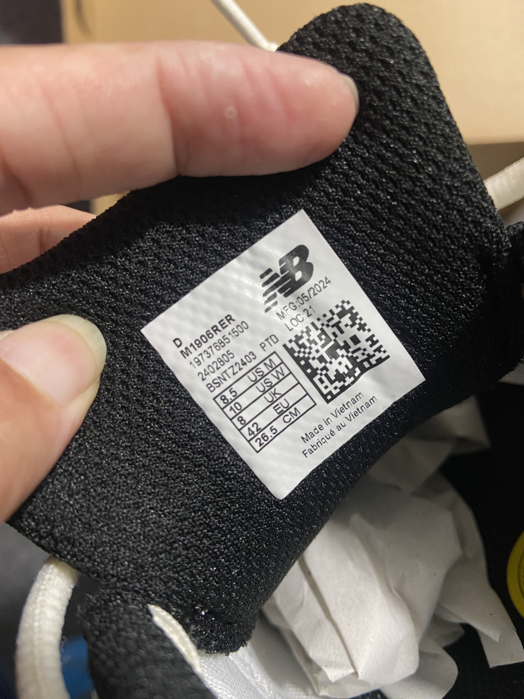 New Balance NB 1906R 黑银 M1906RER尺码：36 37 37.5 38 38.