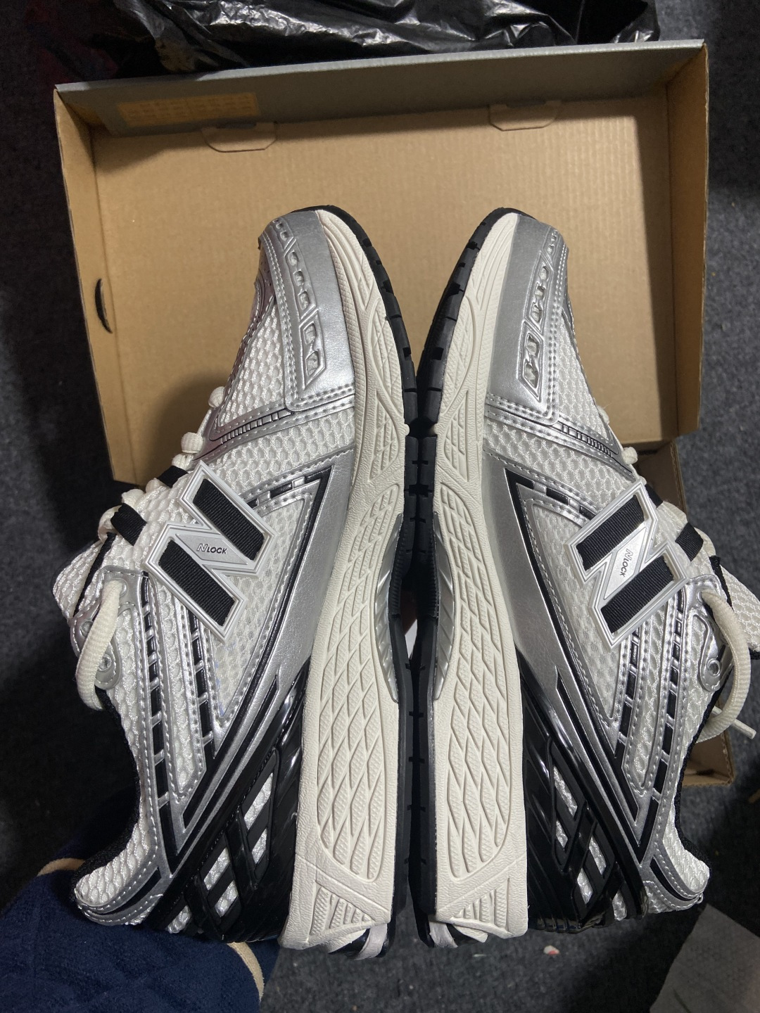 New Balance NB 1906R 黑银 M1906RER尺码：36 37 37.5 38 38.