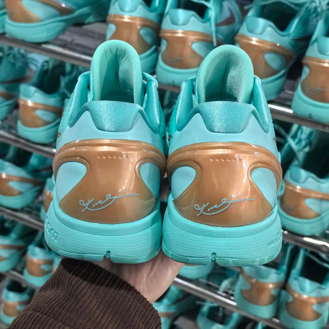 新品出货科比6系列自由女神 即将全码来袭 大货细节实拍 目前圈内No.1 第一梯队毋庸置疑 40/40.