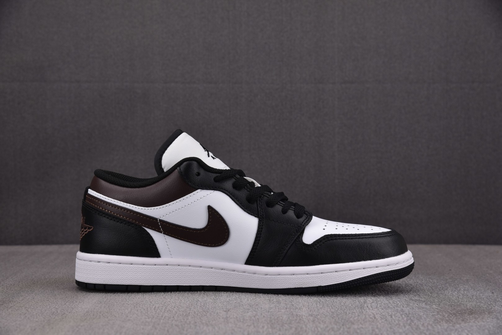 AJlow EUR:40-46纯原版出品-Air Jordan 1 Low Panda 黑白熊猫 IO3