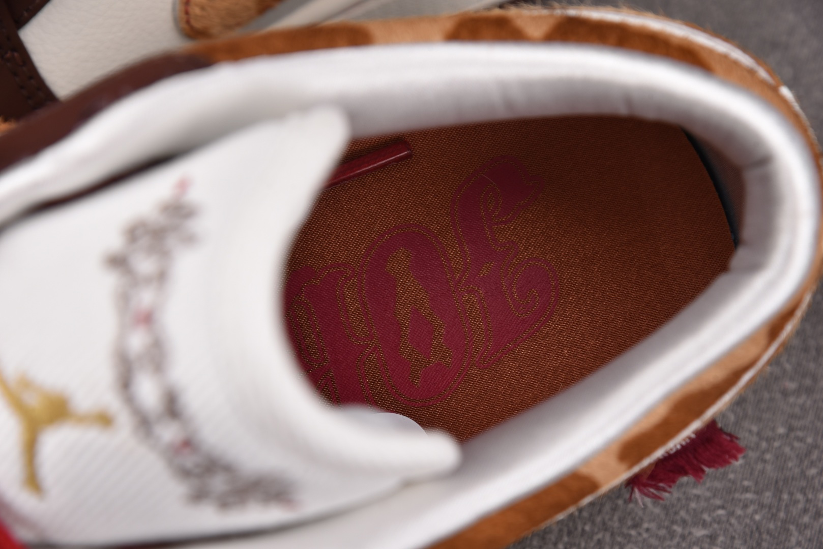 AJlow EUR:35.5-46纯原版出品-Air Jordan 1 Low SE Year of t