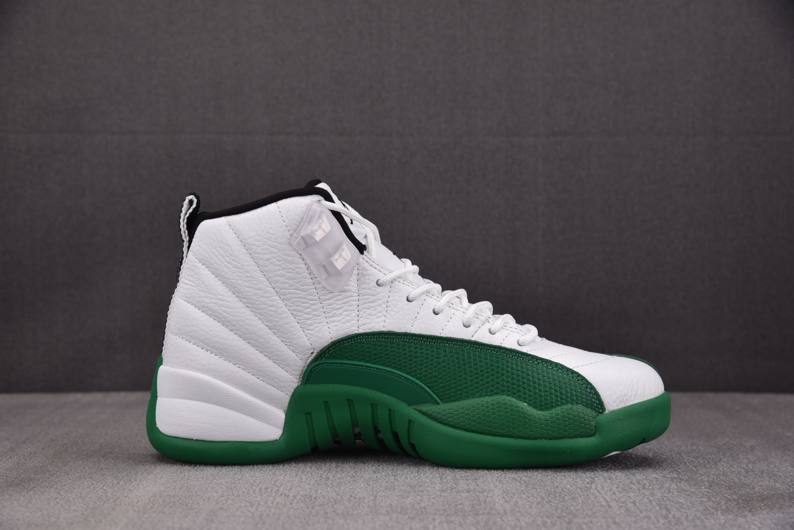 AJ12 EUR:40-47.5纯原版出品-Air Jordan 12 Retro Bucks 白绿 C