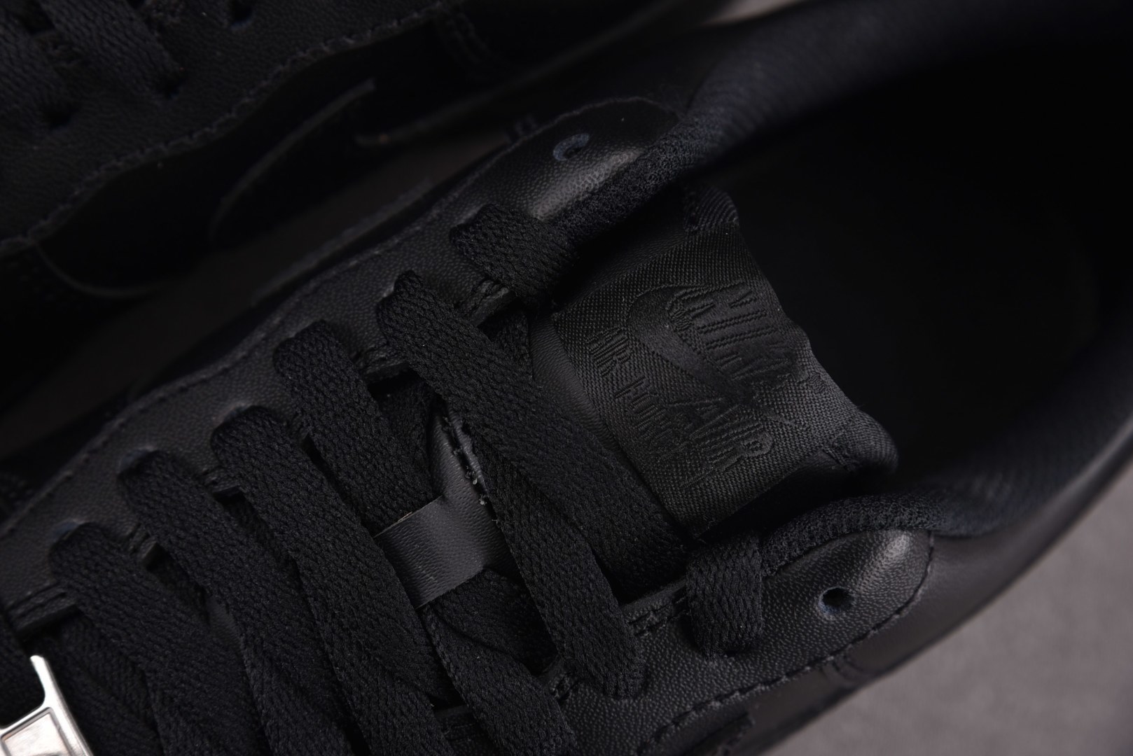 AF1黑 EUR:35.5-48.5纯原版出品-NK Air Force 1 Low '07 Black