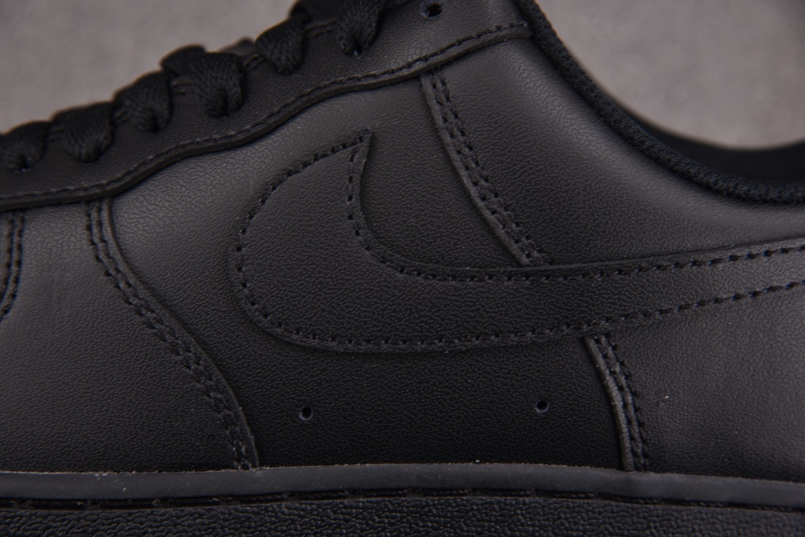 AF1黑 EUR:35.5-48.5纯原版出品-NK Air Force 1 Low '07 Black