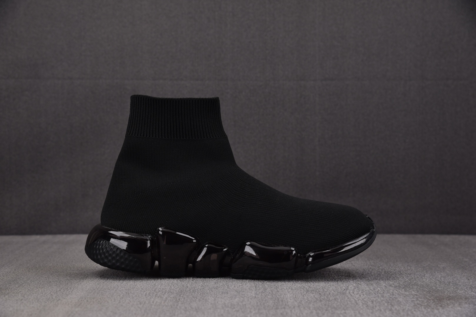 巴黎 EUR:35-46纯原版出品-Balenciaga Speed 2.0 黑色气垫 YZ022尺码：