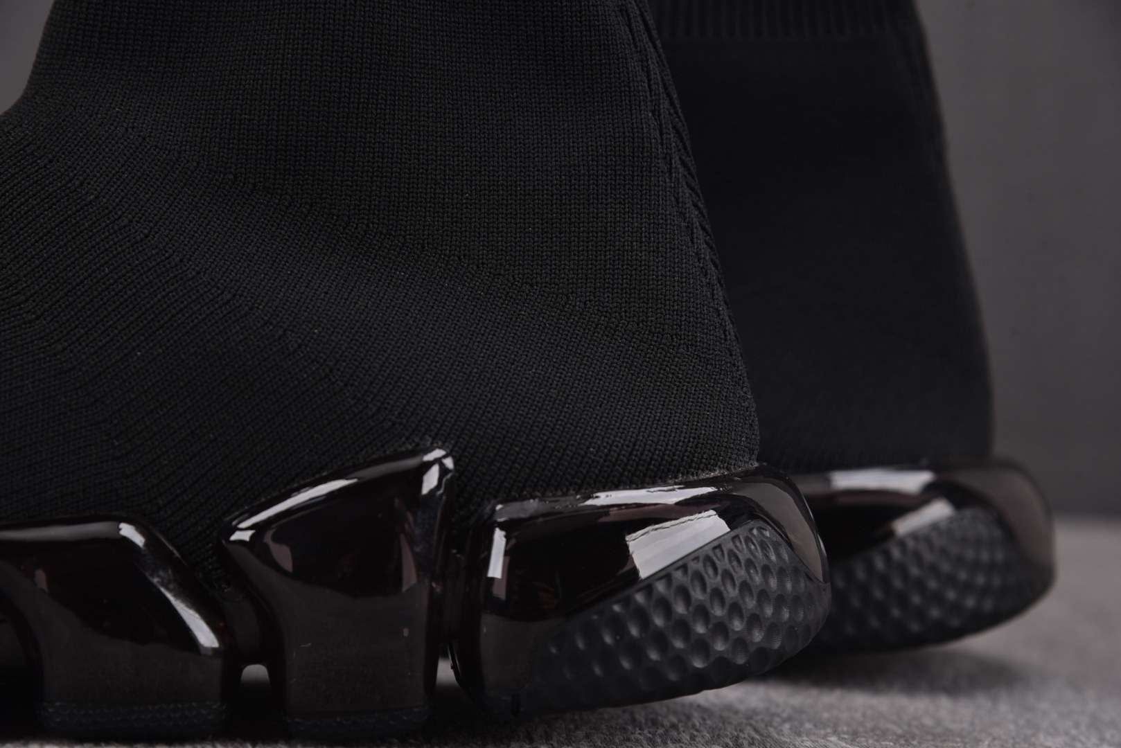 巴黎 EUR:35-46纯原版出品-Balenciaga Speed 2.0 黑色气垫 YZ022尺码：