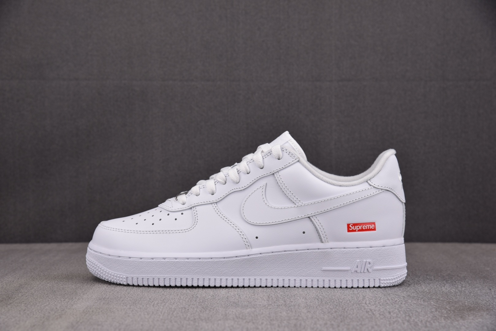 AF1白红 EUR:40-48.5纯原版出品-NK Air Force 1 Low Supreme Wh