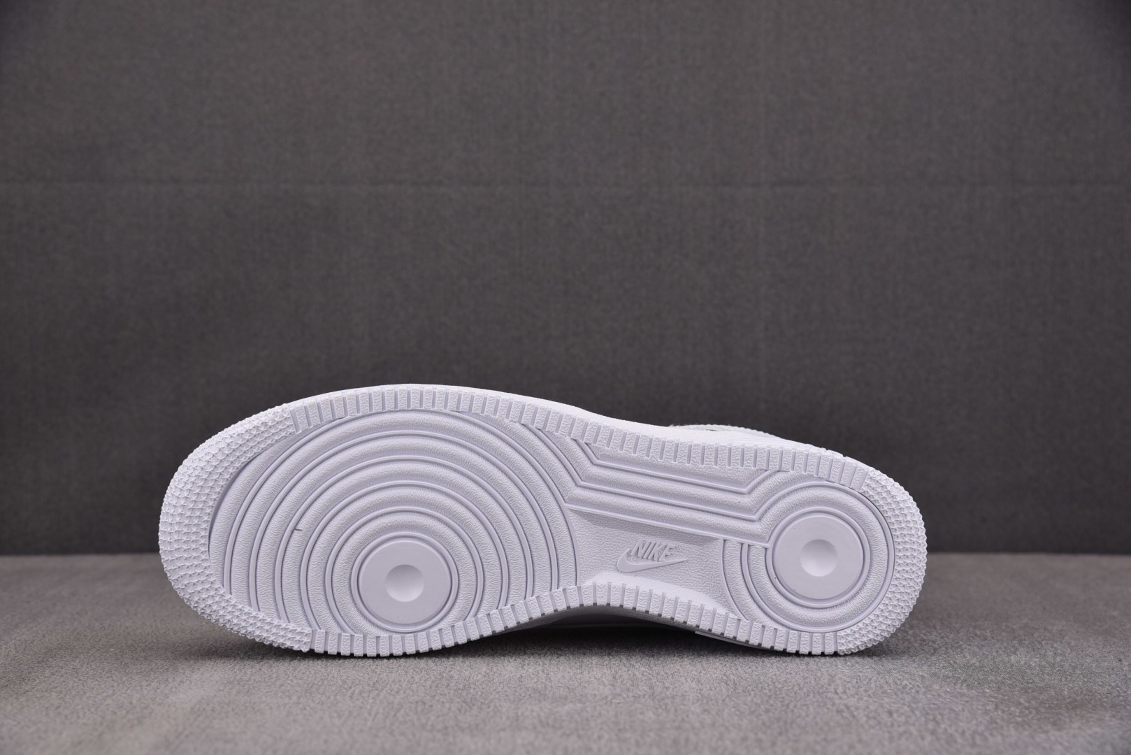 AF1白红 EUR:40-48.5纯原版出品-NK Air Force 1 Low Supreme Wh