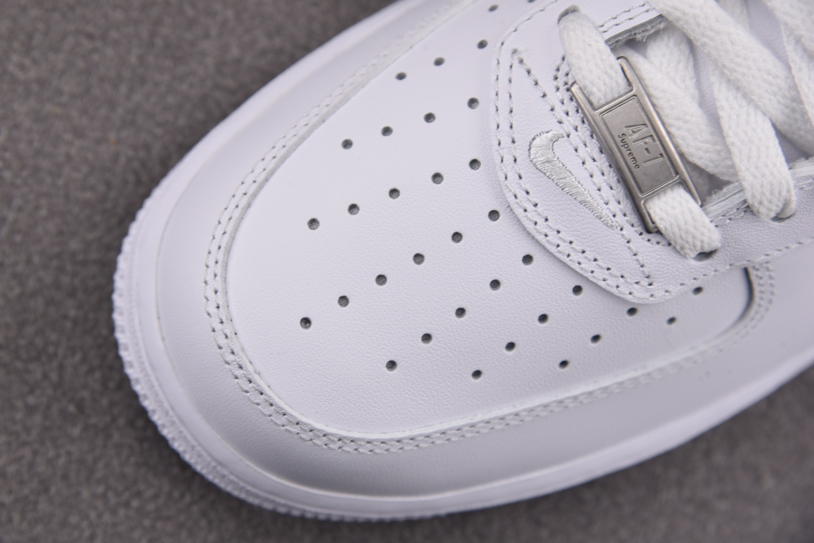 AF1白红 EUR:40-48.5纯原版出品-NK Air Force 1 Low Supreme Wh