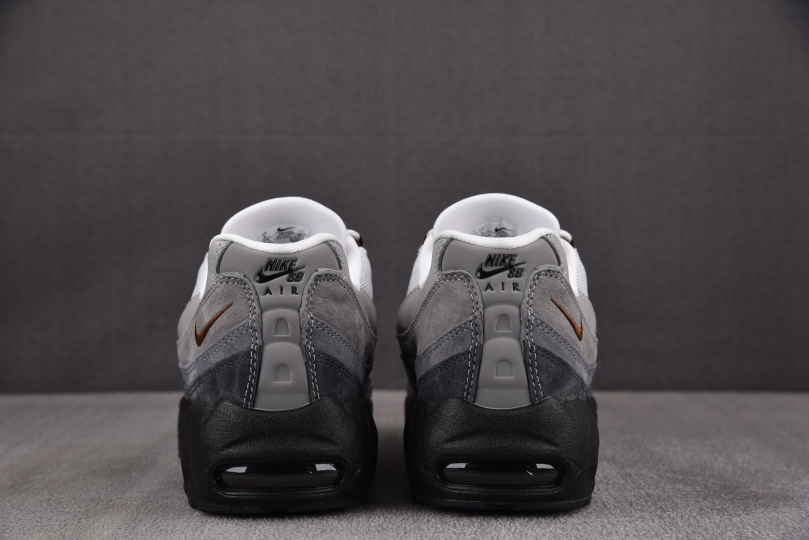 MAX EUR:40-48.5纯原版出品-NK Air Max 95 SB Cacao Wow 灰黑 H