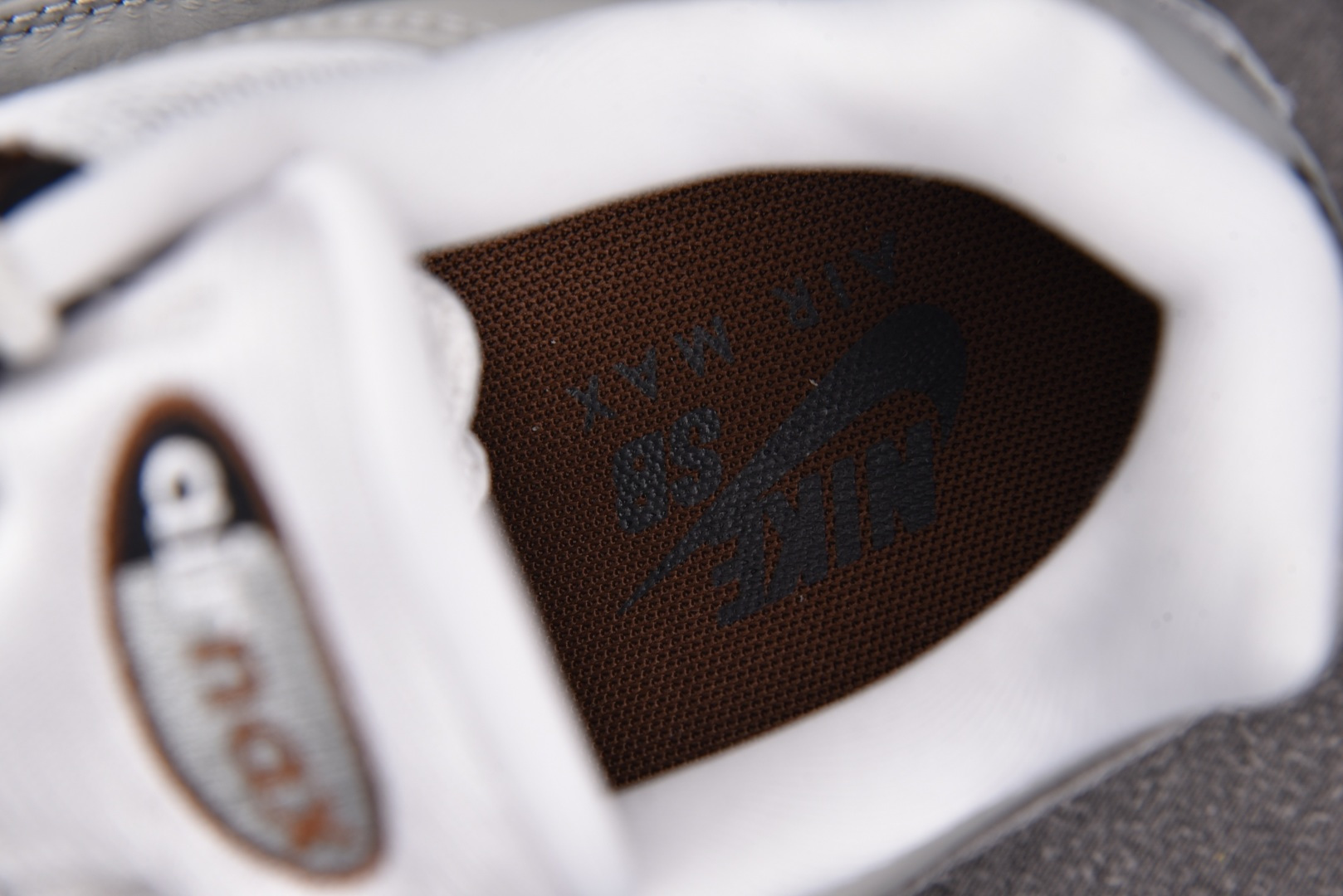 MAX EUR:40-48.5纯原版出品-NK Air Max 95 SB Cacao Wow 灰黑 H