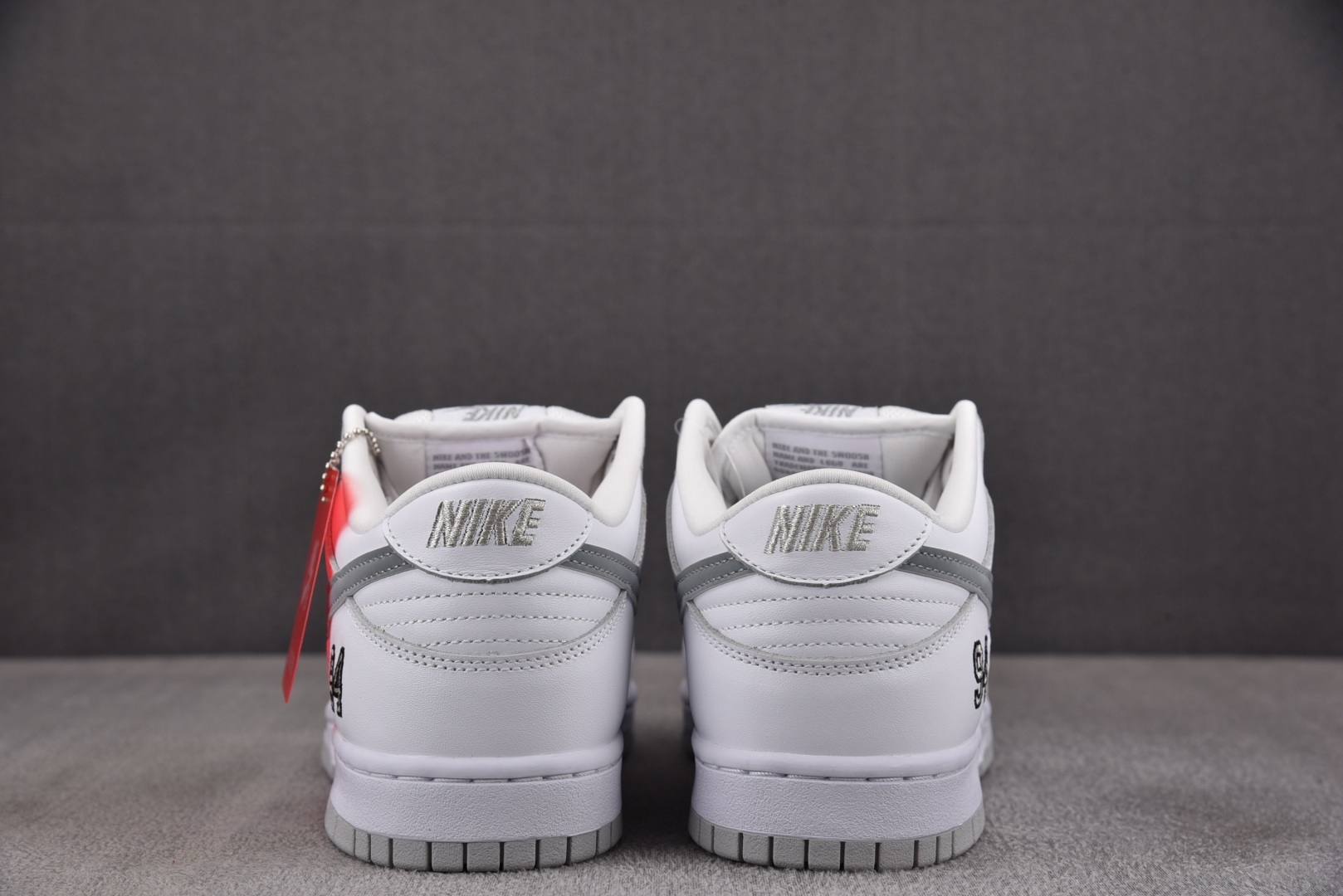 NK SB Dunk Low Supreme 94 White Metallic Silver 白银 H